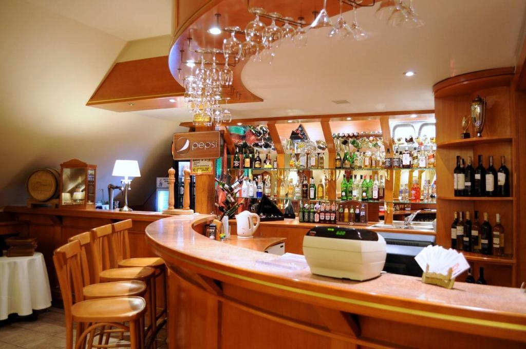 Hotel Rebajlo ピワ エクステリア 写真