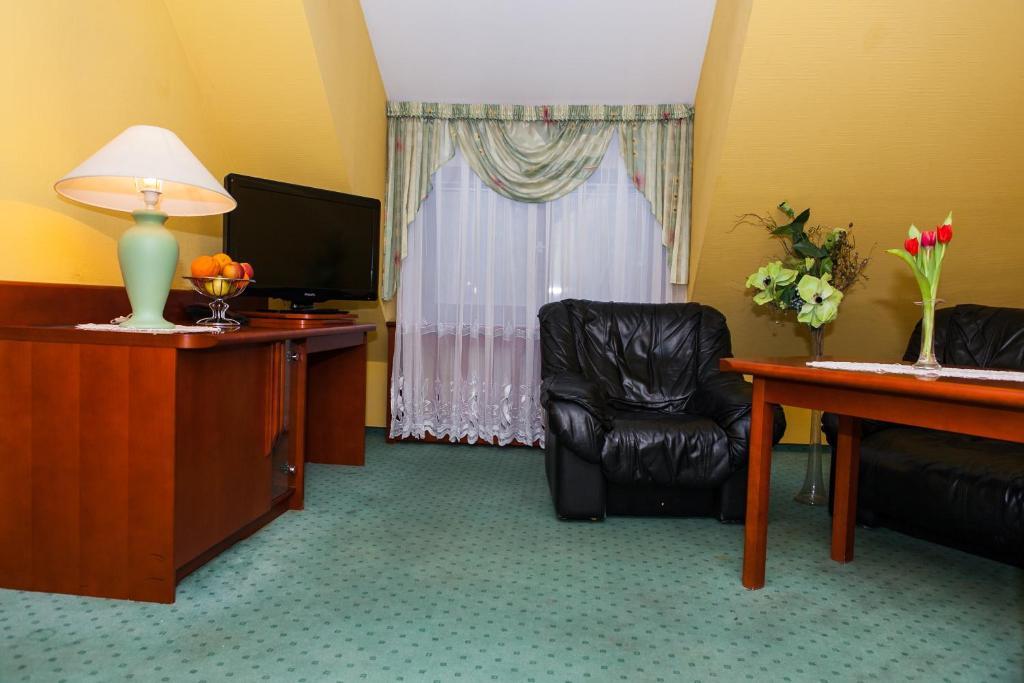 Hotel Rebajlo ピワ エクステリア 写真