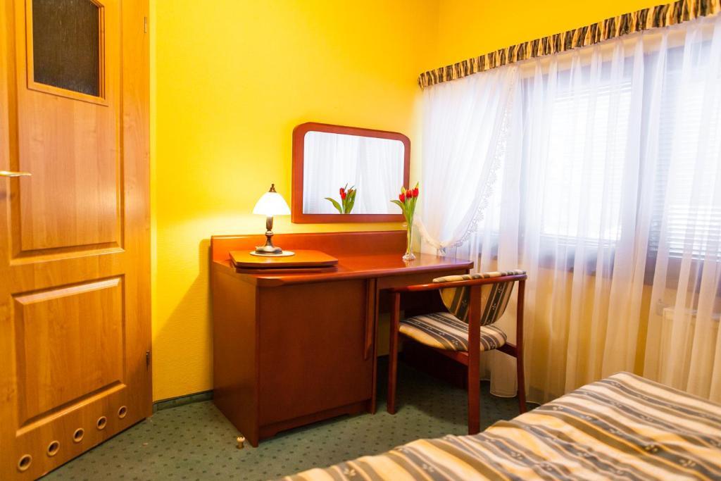 Hotel Rebajlo ピワ エクステリア 写真